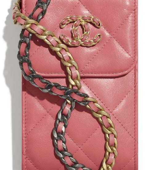 chanel 19 phone holder